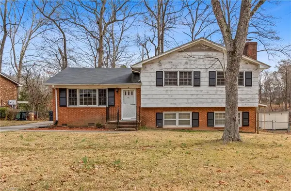 3005 Twin Lakes Drive, Greensboro, NC 27407