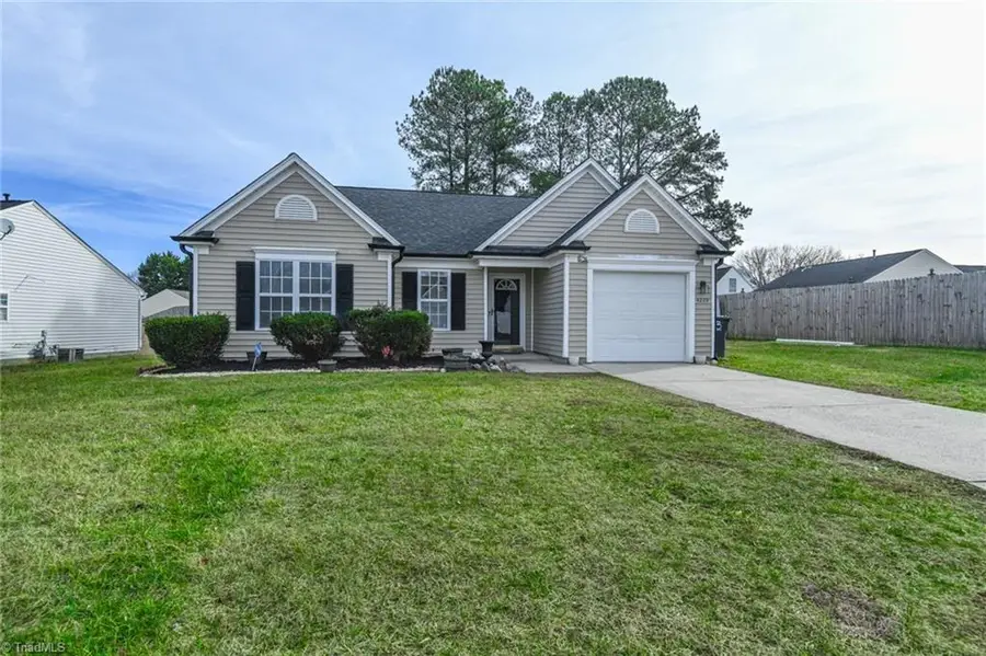 4239 Fairwood Drive, Greensboro, NC 27406 - Image #2