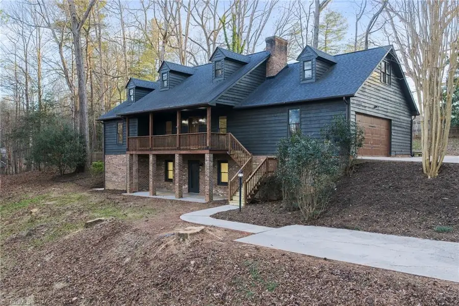 484 Raven Oak Drive, Wilkesboro, NC 28697 - Image #2