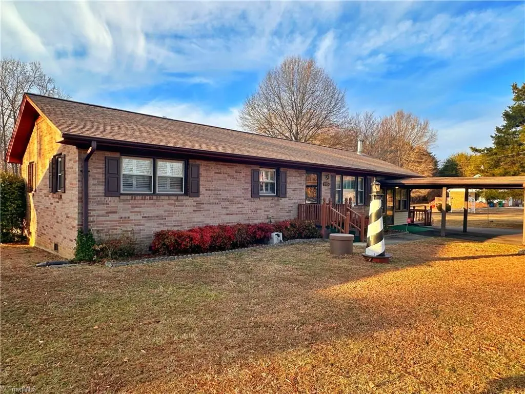 2924 Swallow Road, Reidsville, NC 27320 - Image #1