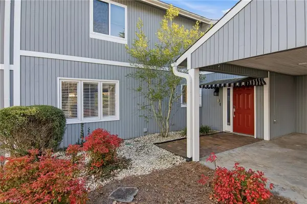 154 Pembrooke Ridge Court, Advance, NC 27006