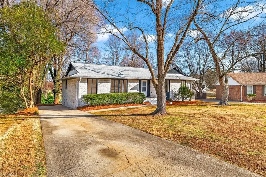 2204 Dulaire Road, Greensboro, NC 27407 - Image #3