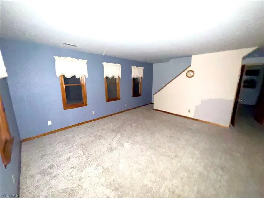 4309 Walnut Hollow Drive, Winston Salem, NC 27127 - Image #3