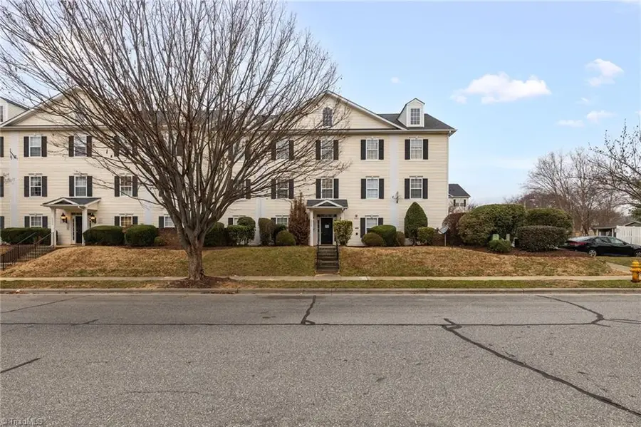 2204 Mcconnell Drive, Kernersville, NC 27284 - Image #2