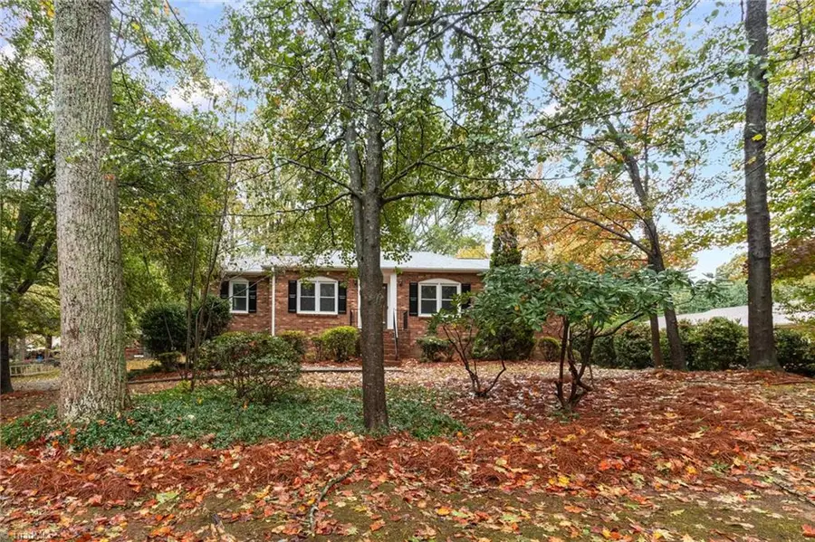 101 Shady Oak Court, Clemmons, NC 27012 - Image #2