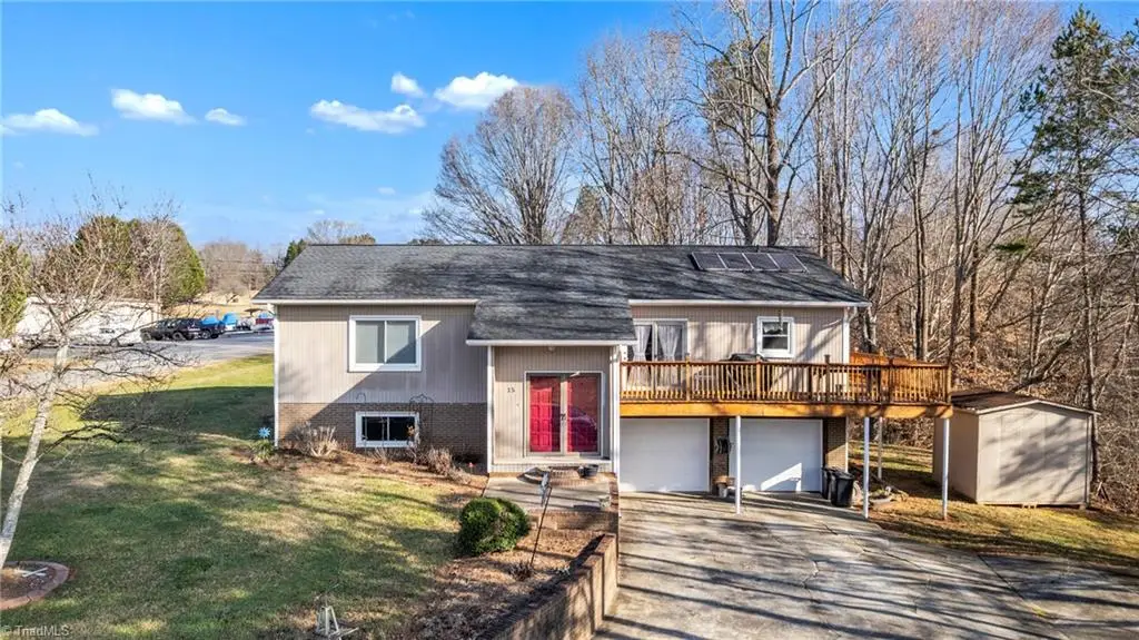 15 Mull Drive, Taylorsville, NC 28681 - Image #1