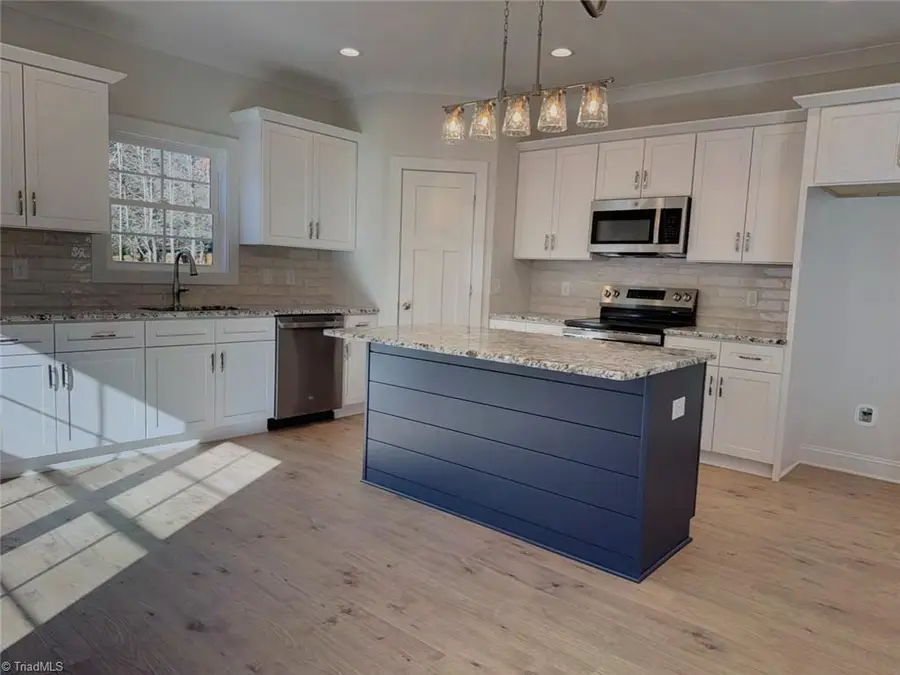 4810 Selwyn Drive, Winston Salem, NC 27104 - Image #3