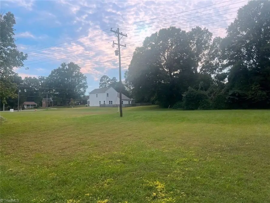 000 Rockwood Avenue, Burlington, NC 27215 - Image #2