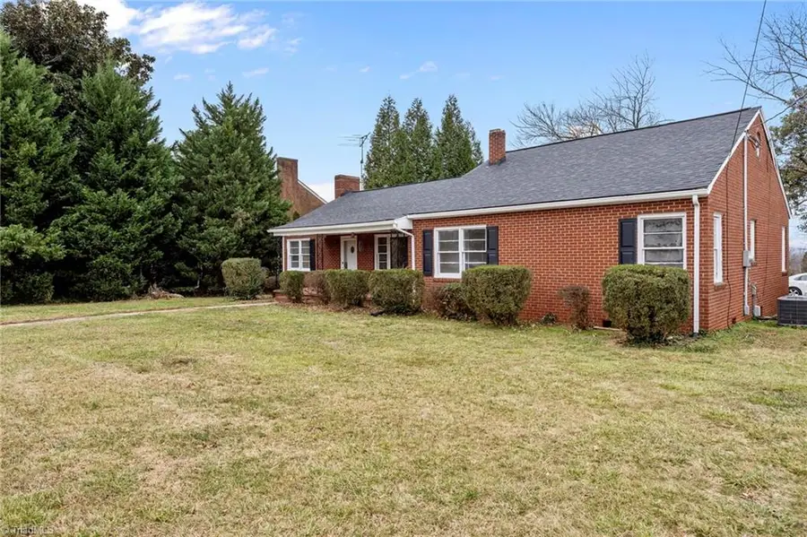 17980 S Nc Highway 109, Denton, NC 27239 - #3