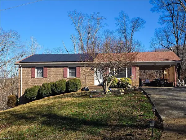 166 Town Lane, Mount Airy, NC 27030