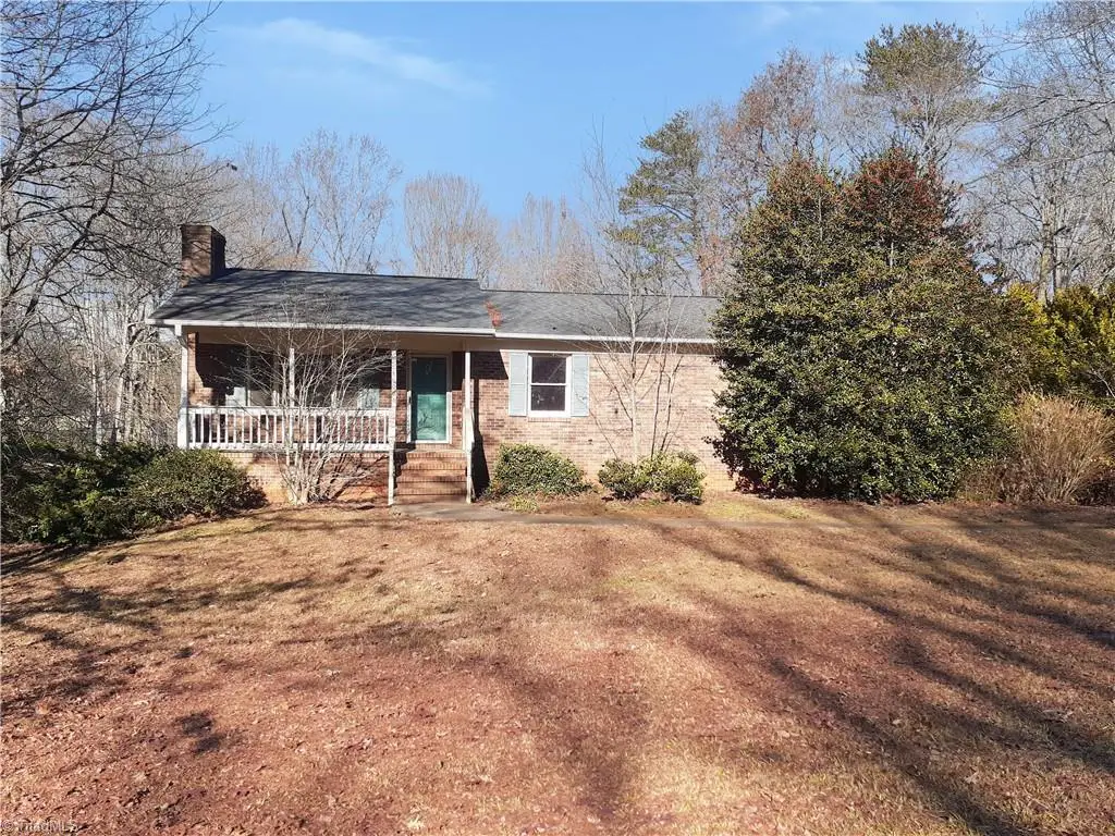 4605 Oak Park Drive, Pfafftown, NC 27040 - Image #1