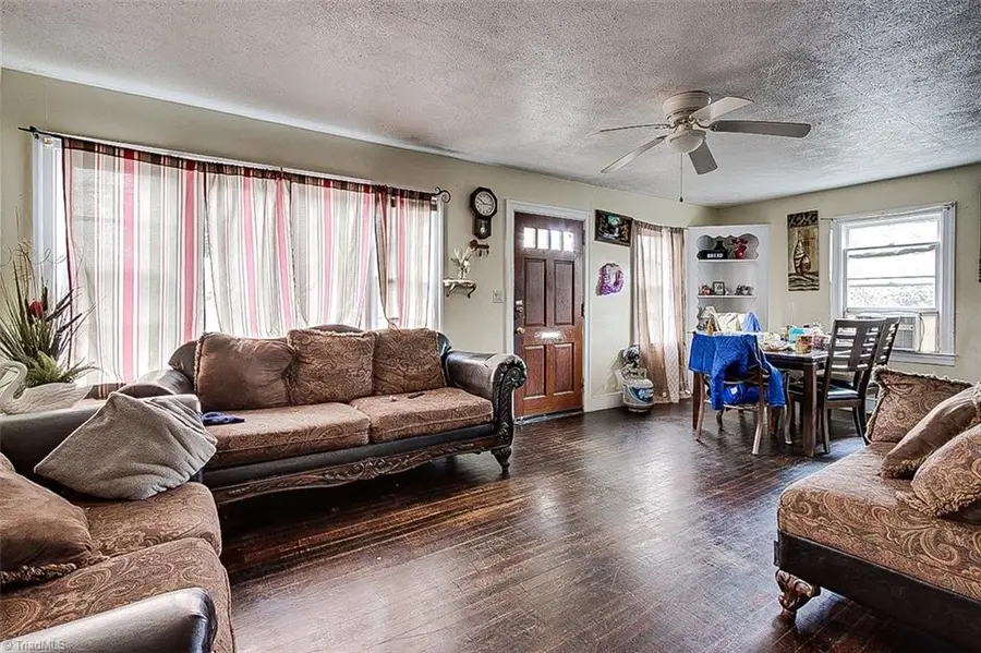 219 E Kivett Street, Asheboro, NC 27203 - Image #2