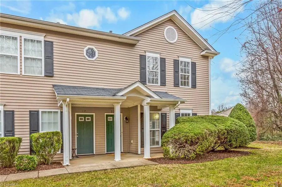 208 Richmond Terrace, Kernersville, NC 27284 - Image #2