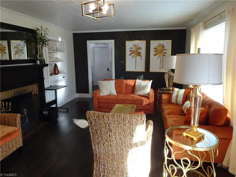 345 E Starmount Avenue, Liberty, NC 27298 - Image #3