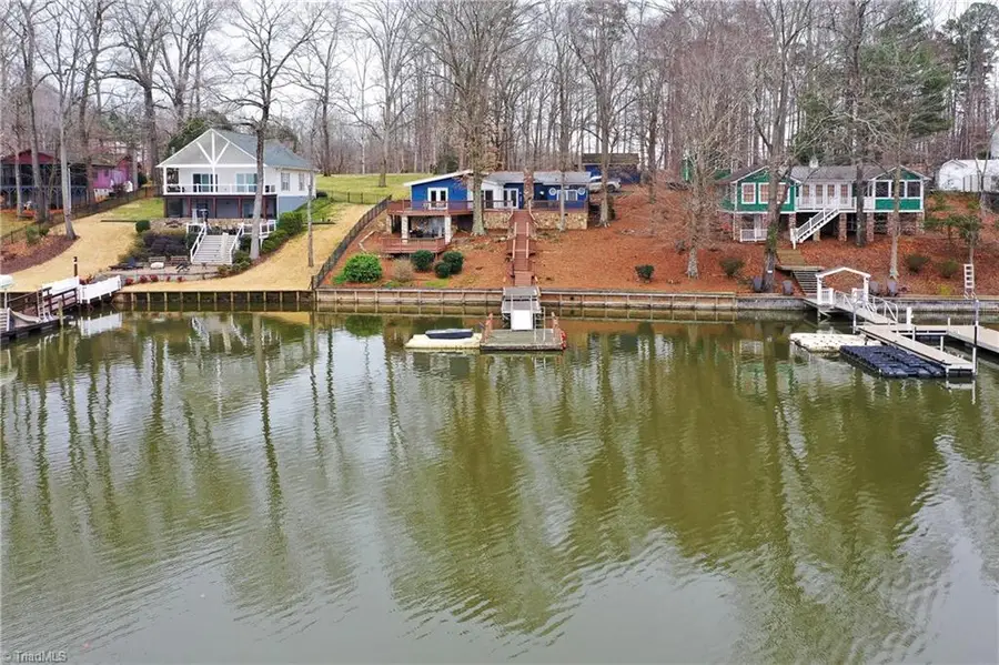 1250 Lake Drive 9, Lexington, NC 27292 - Image #2