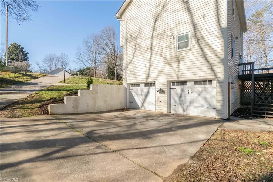4410 Wood Glen Court, Winston Salem, NC 27107 - Image #3