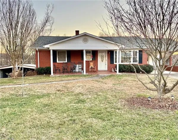 637 Pine Ridge Road, Mount Airy, NC 27030