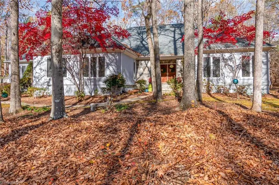 2400 Hunters Crossing Trail, Summerfield, NC 27358 - Image #2