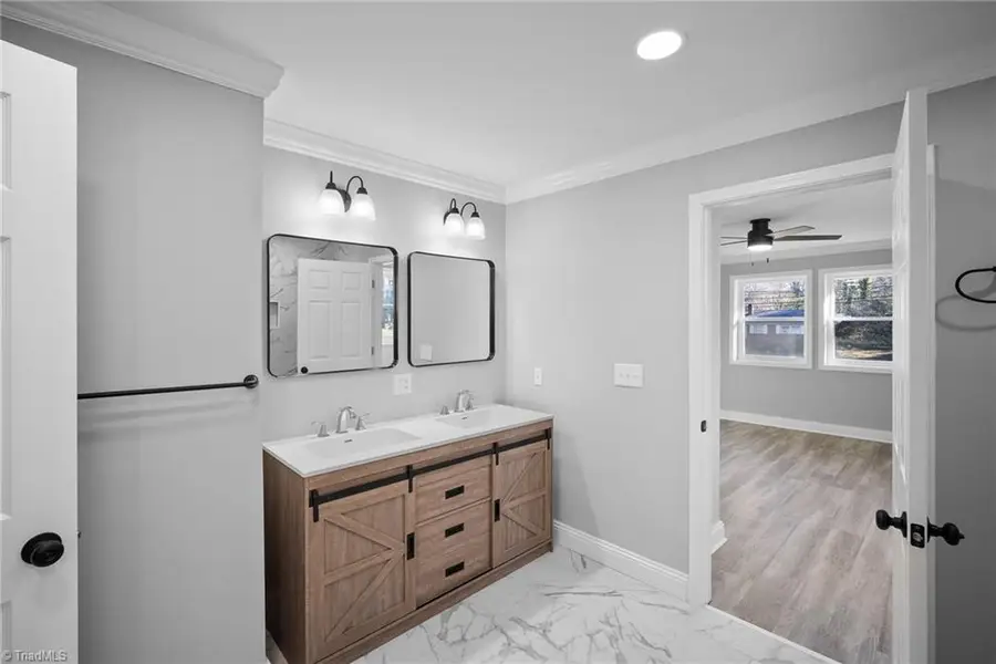 104 Hillside Drive, Lexington, NC 27295 - Image #3