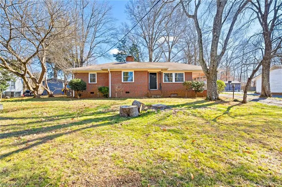 2222 Mcknight Mill Road, Greensboro, NC 27405 - Image #2