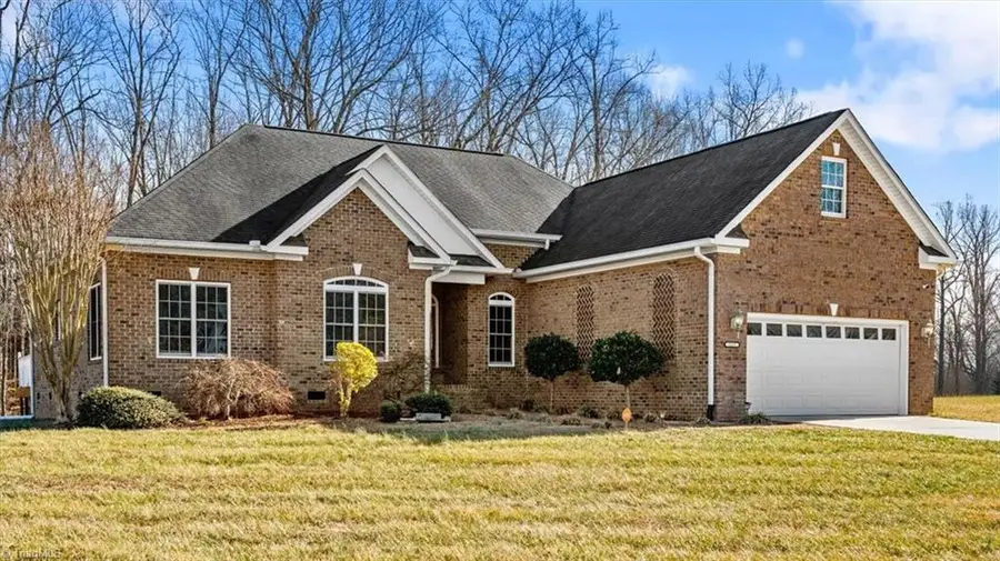 737 Sandy Cross Road, Reidsville, NC 27320 - Image #2
