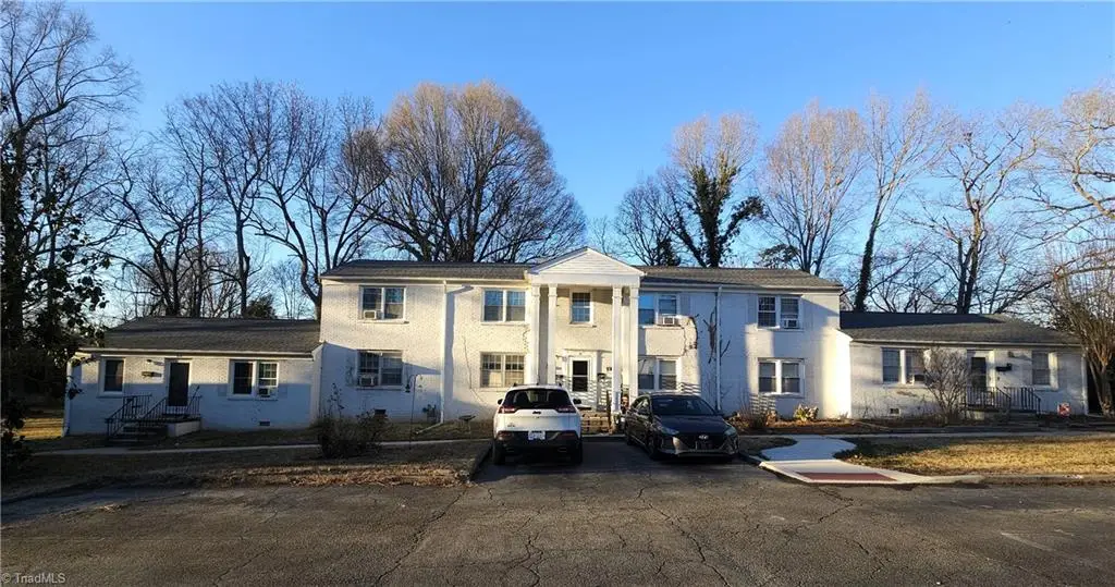 1400 Roslyn Drive #15B, Burlington, NC 27215 - Image #1