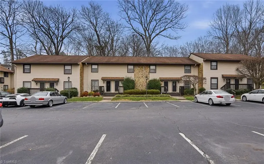 168 Turnwood Lane, Winston Salem, NC 27104 - Image #3