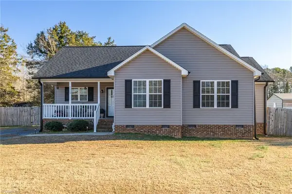 1112 Heathwood Drive, Randleman, NC 27317
