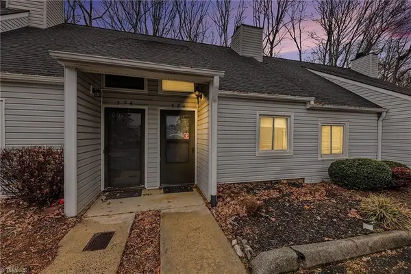 574 Brookside Court, Kernersville, NC 27284