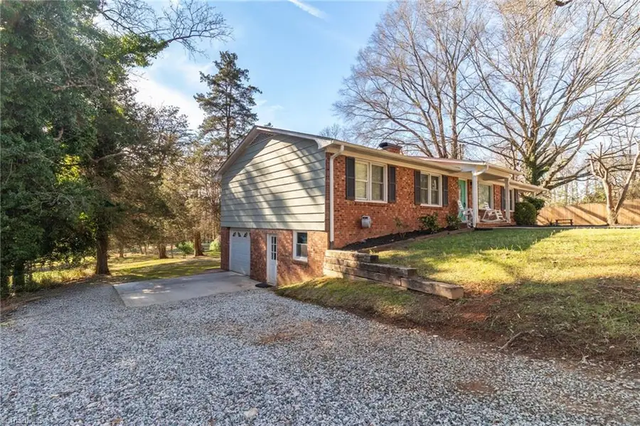 512 Croydon Lane, Winston Salem, NC 27107 - Image #2