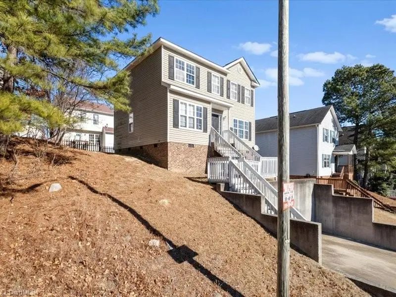 4720 Valley Stream Drive, Raleigh, NC 27616 - Image #2