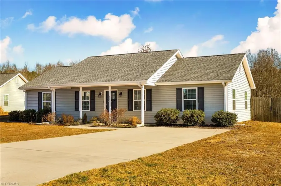 226 Tuscan Way, Lexington, NC 27295 - Image #2