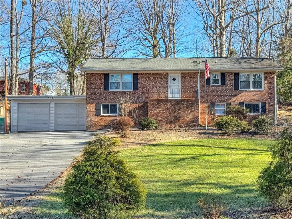 509 Valleybrook Drive, Jamestown, NC 27282 - Image #1