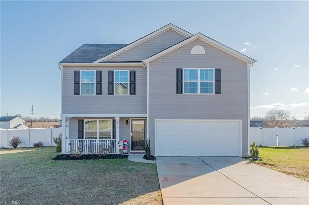 221 Estelle Drive, Lexington, NC 27295 - Image #1