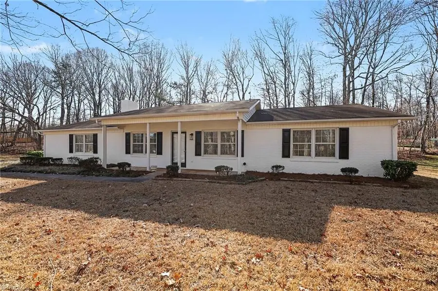 438 Knightwood Court, Kernersville, NC 27284 - Image #3
