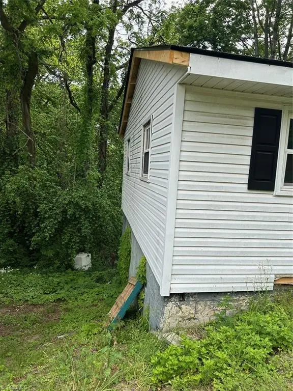 619 Lincoln Street, Reidsville, NC 27320 - #2