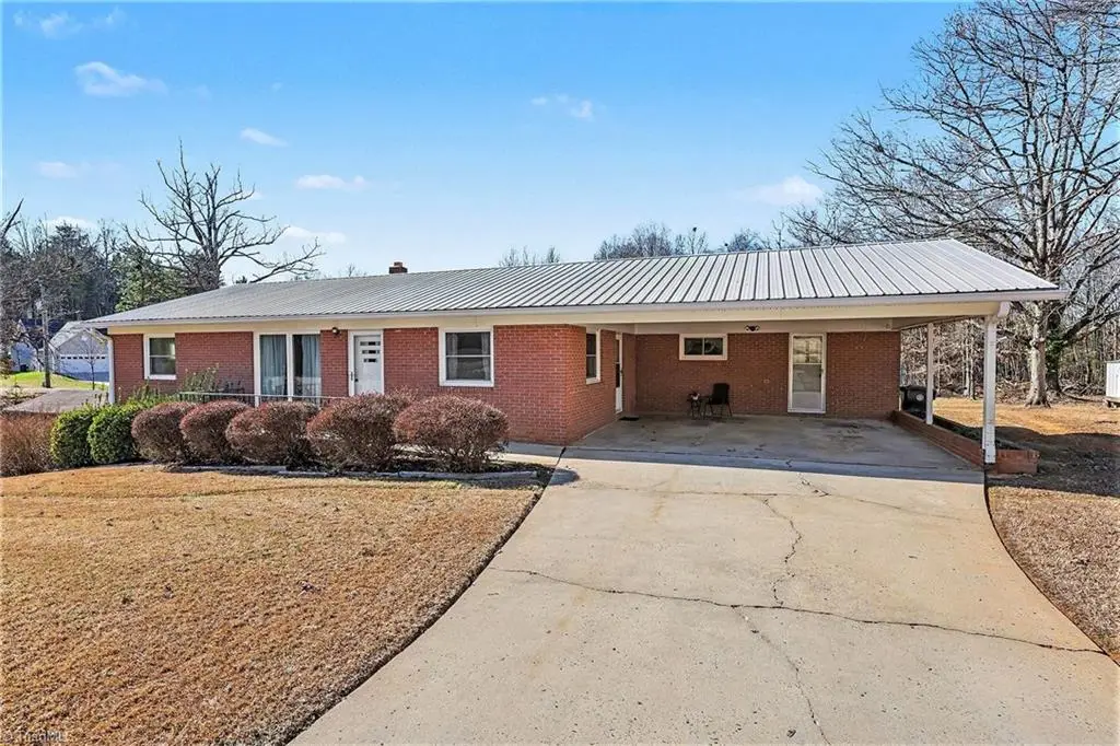 154 Melody Lane, Thomasville, NC 27360 - Image #1