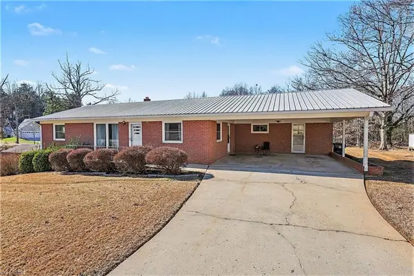 154 Melody Lane, Thomasville, NC 27360