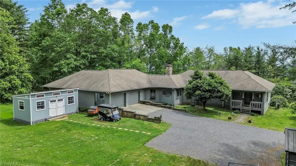 931,935 Don Bare Road, Jefferson, NC 28640 - #1