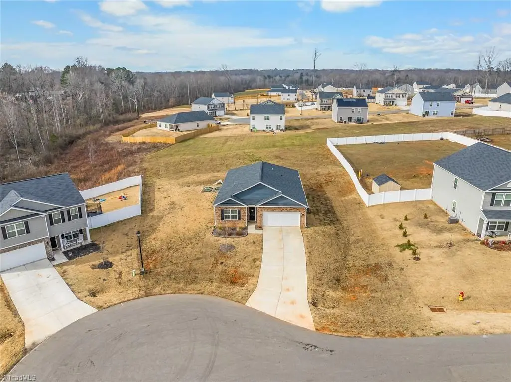 664 Towhee Trail, Lexington, NC 27295 - Image #1