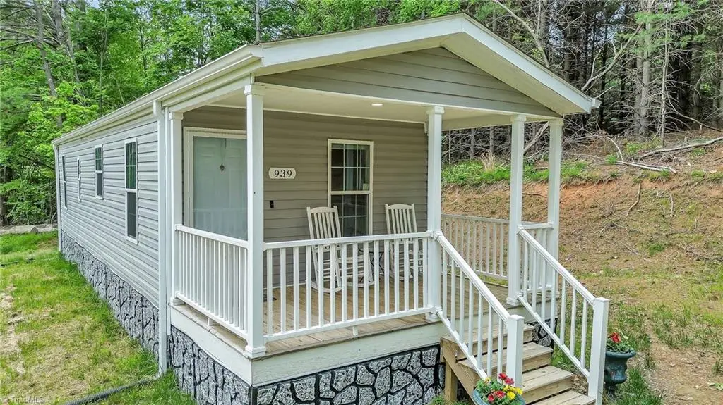 939 Don Bare Road, Jefferson, NC 28640 - Image #1