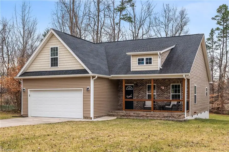 4504 Pine Vista Lane, Greensboro, NC 27406 - Image #3