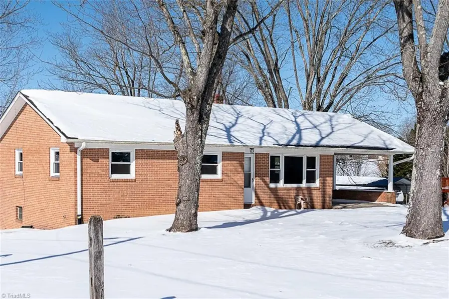 264 Airview Drive, Mount Airy, NC 27030 - #2