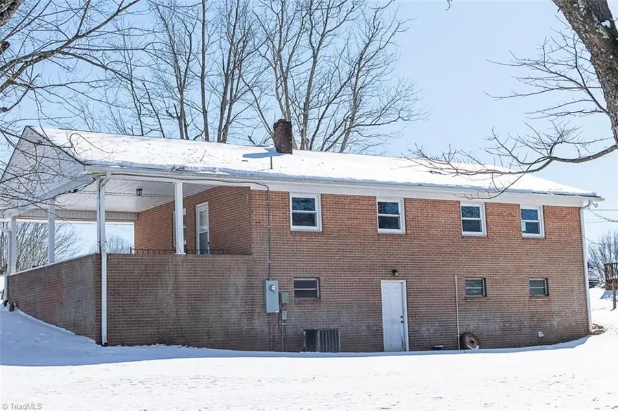 264 Airview Drive, Mount Airy, NC 27030 - #3