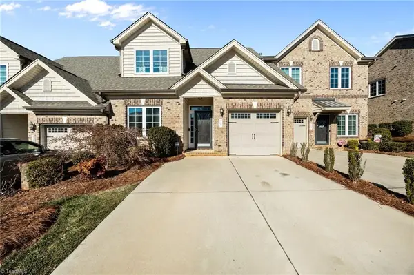 715 Piedmont Crossing Drive #14, High Point, NC 27265