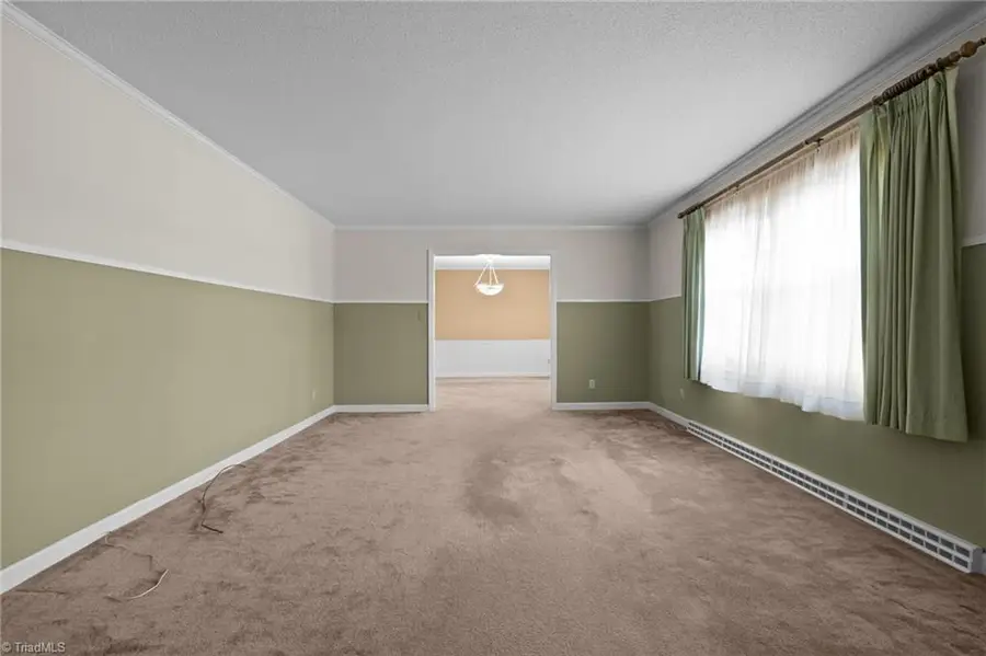 304 Irving Park Drive, Kernersville, NC 27284 - Image #3