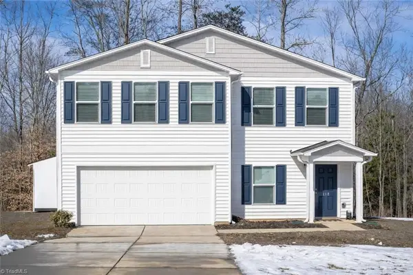 112 W Carmel Cove Drive, Mocksville, NC 27028