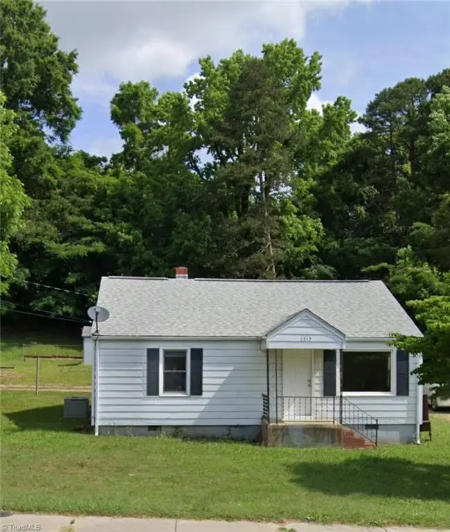 1212 W Vandalia Road, Greensboro, NC 27406 - #1