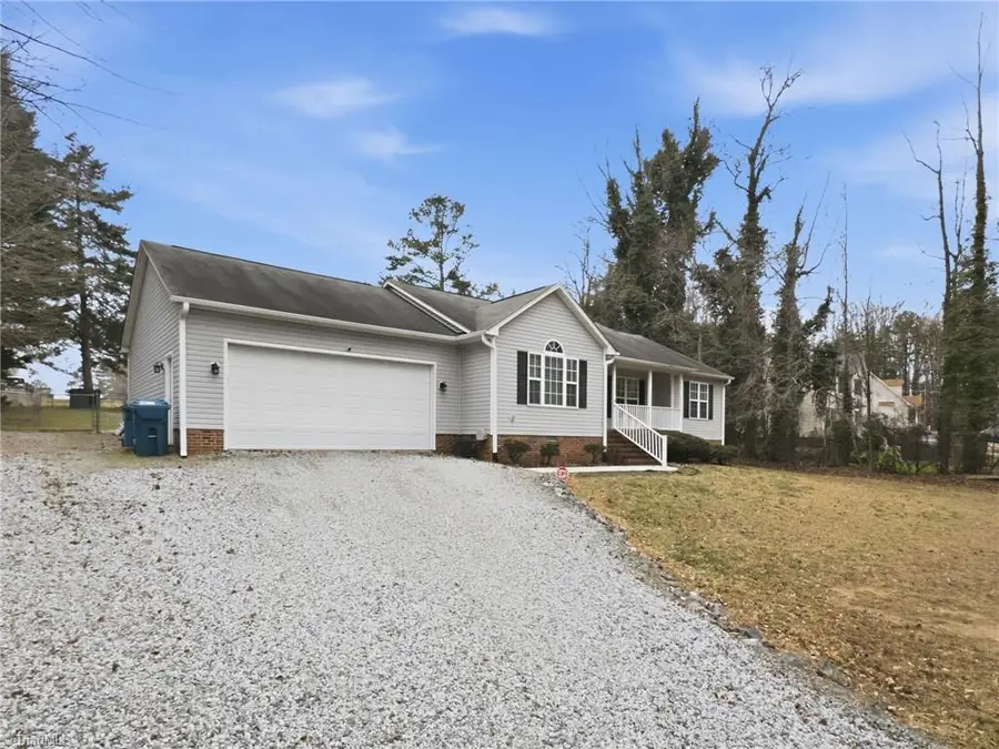 6404 Brookline Drive, Pleasant Garden, NC 27313 - #3
