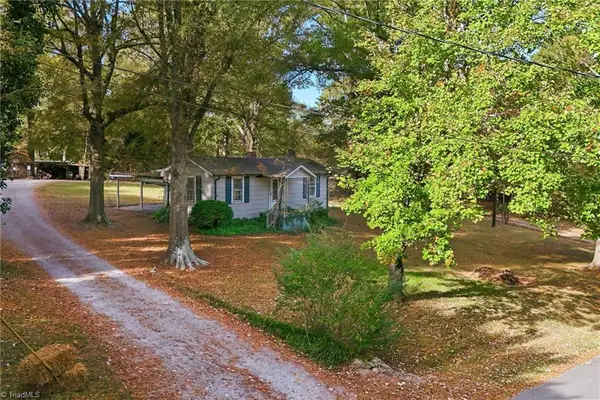 119 Sunset Drive, Taylorsville, NC 28681